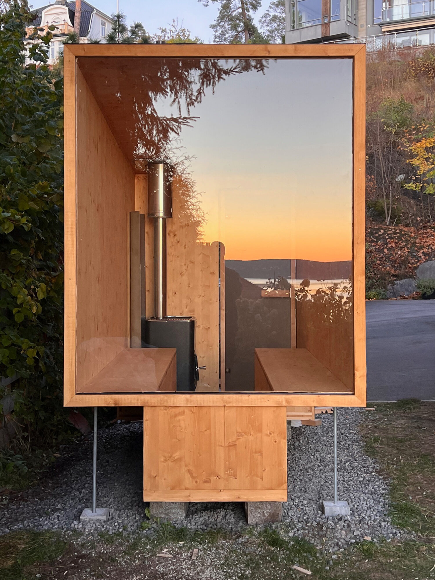 exterior picture showing big frameless window in CLT construction